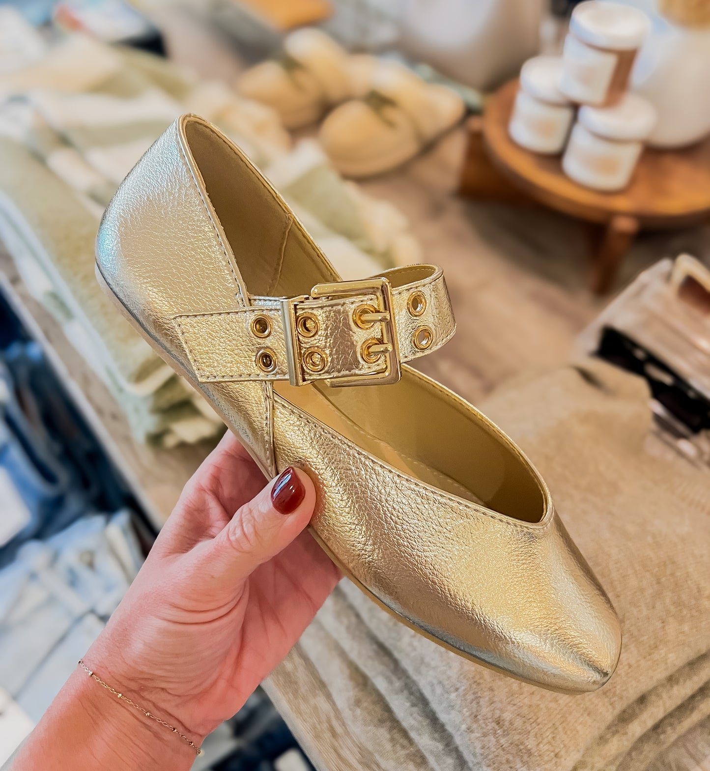 FINAL SALE - Gold Flat