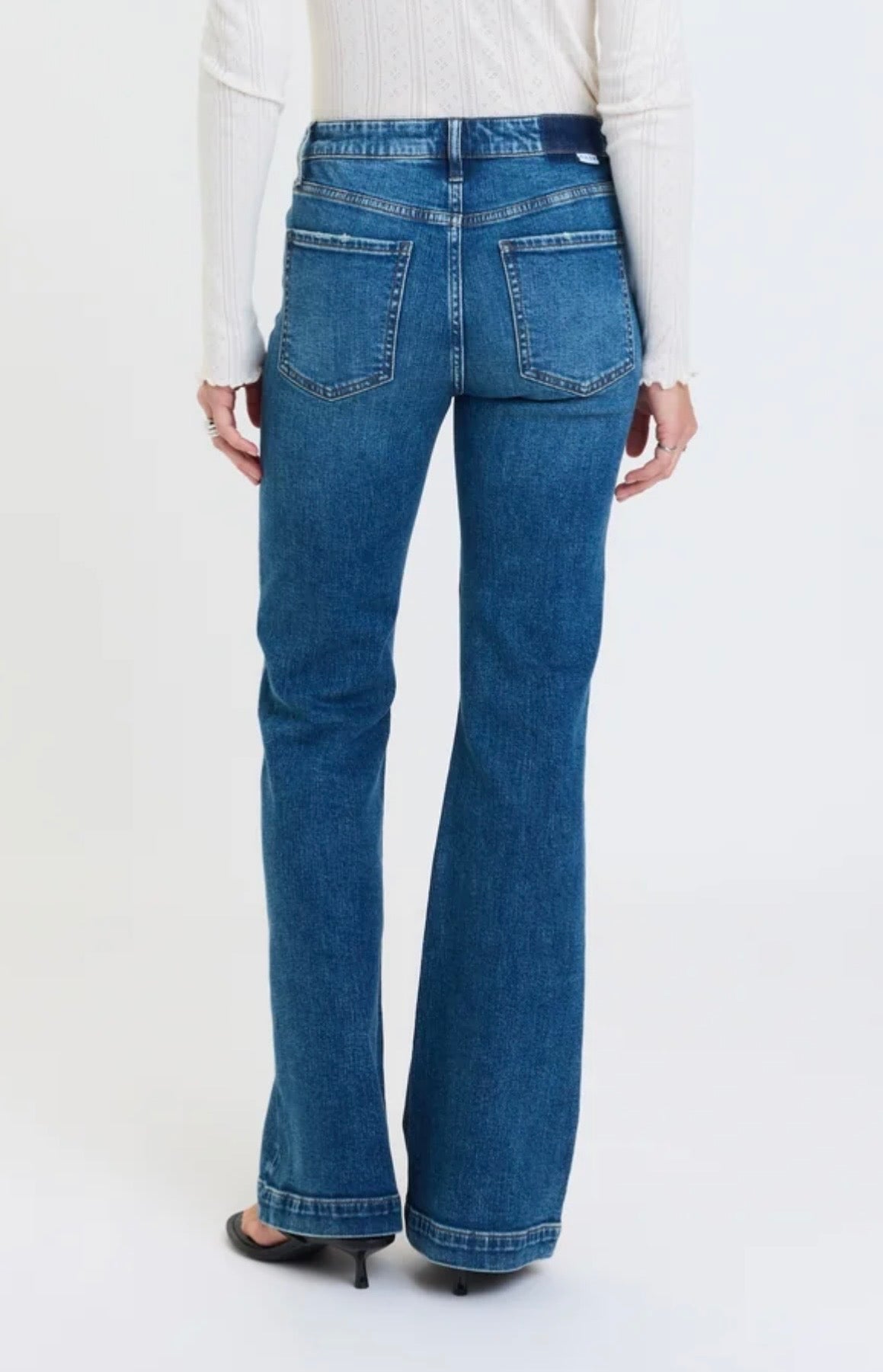 Daze Denim- Heartbreaker Mid Rise Flare