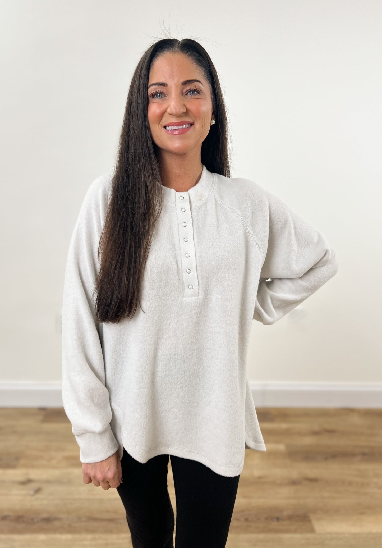 FINAL SALE - Fleece Flowy Henley- Bone