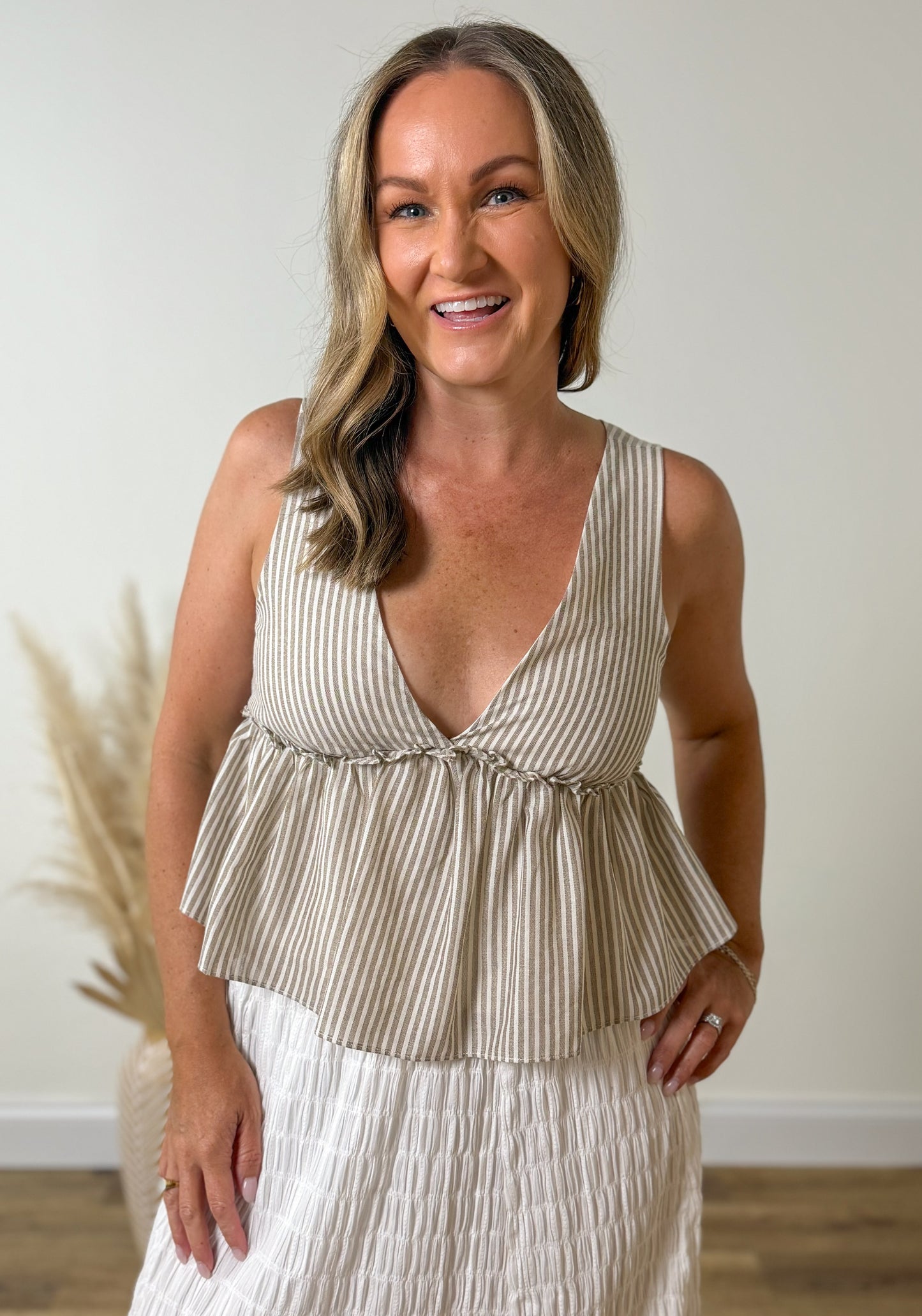 Harbor Mist Top- Taupe