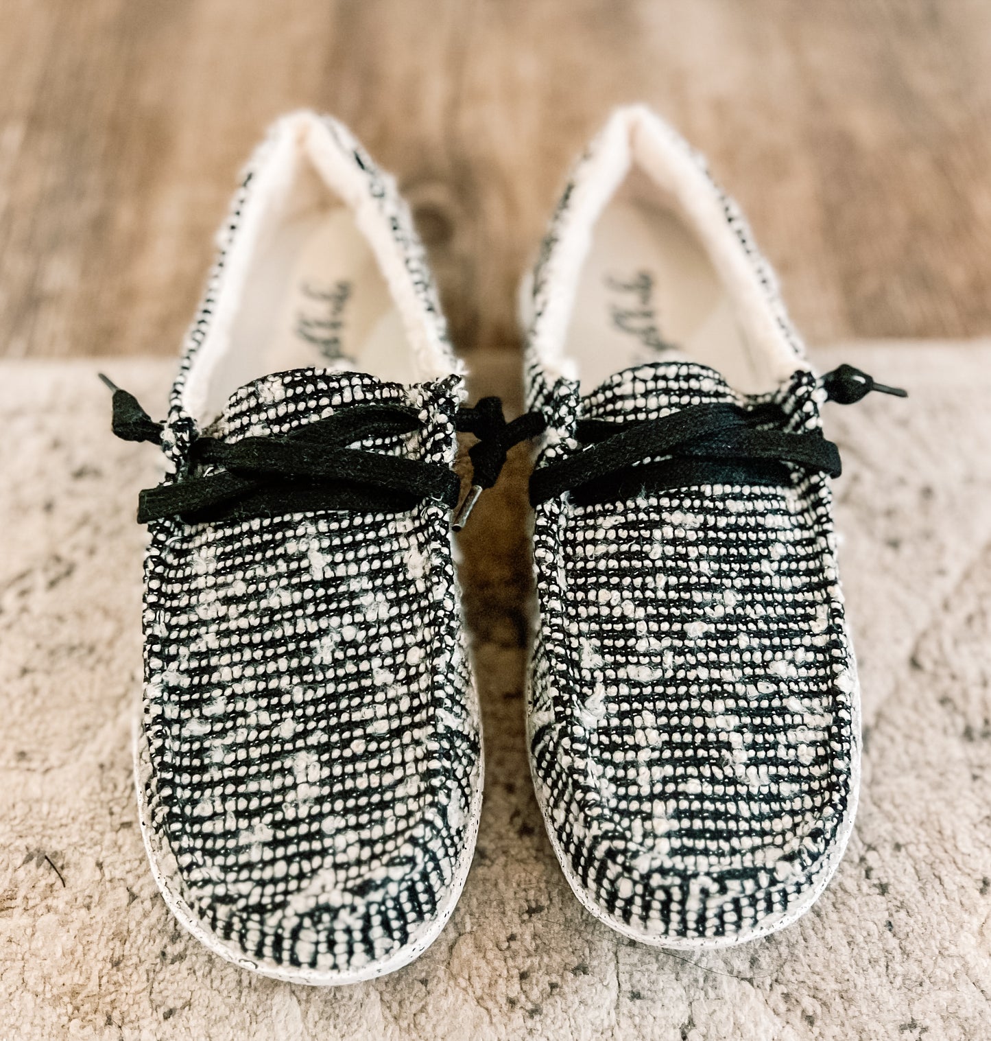 FINAL SALE - Gypsy Jazz Lori- White & Black