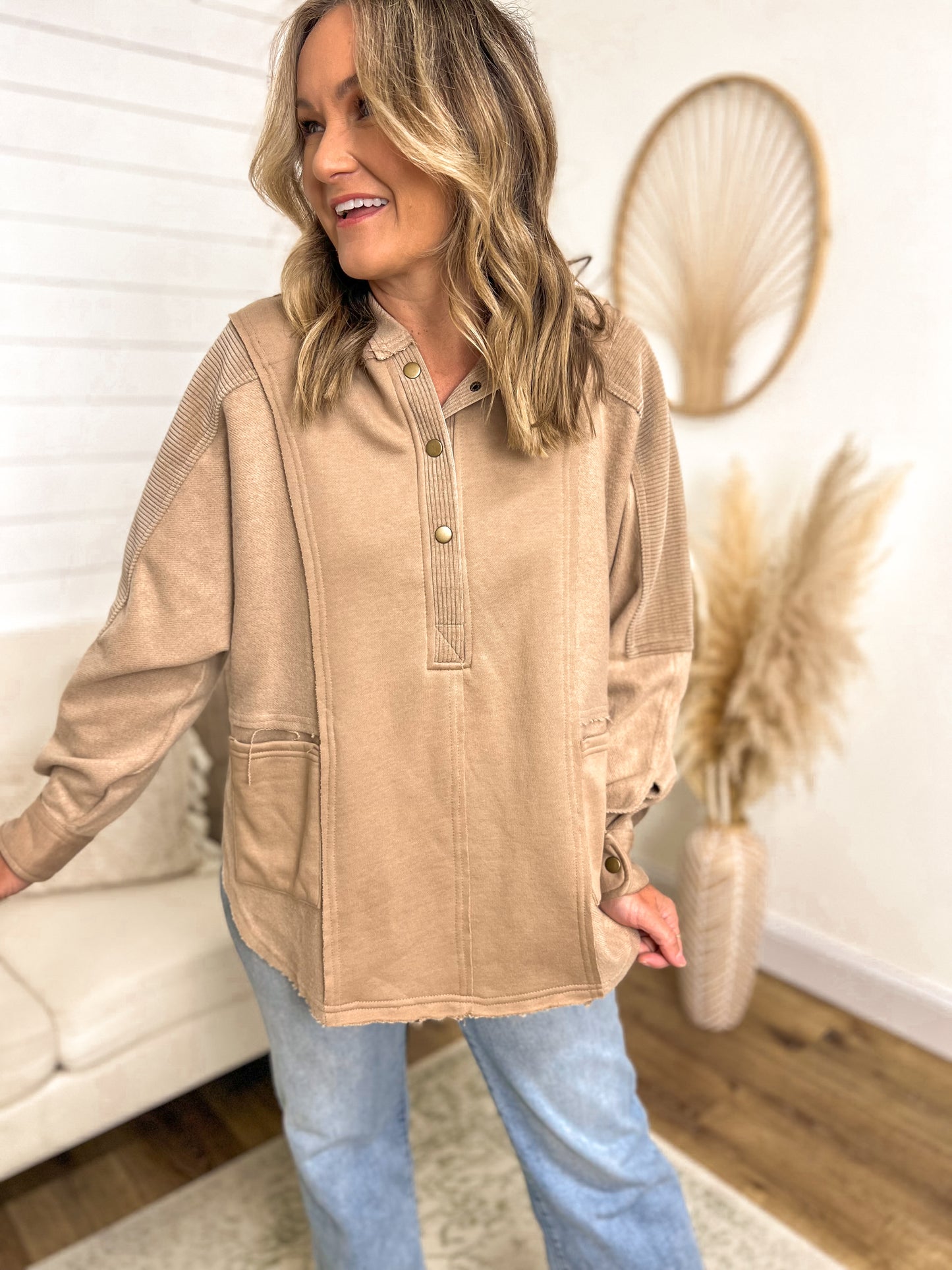 Woodsy Pullover- Taupe