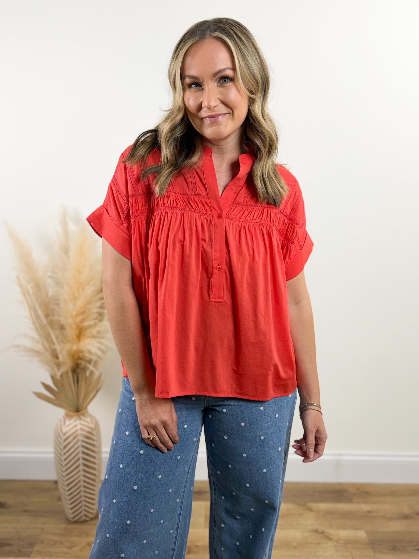 Eyelet Lava Top