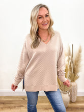 Load image into Gallery viewer, Z SUPPLY Quilted Modern Weekender