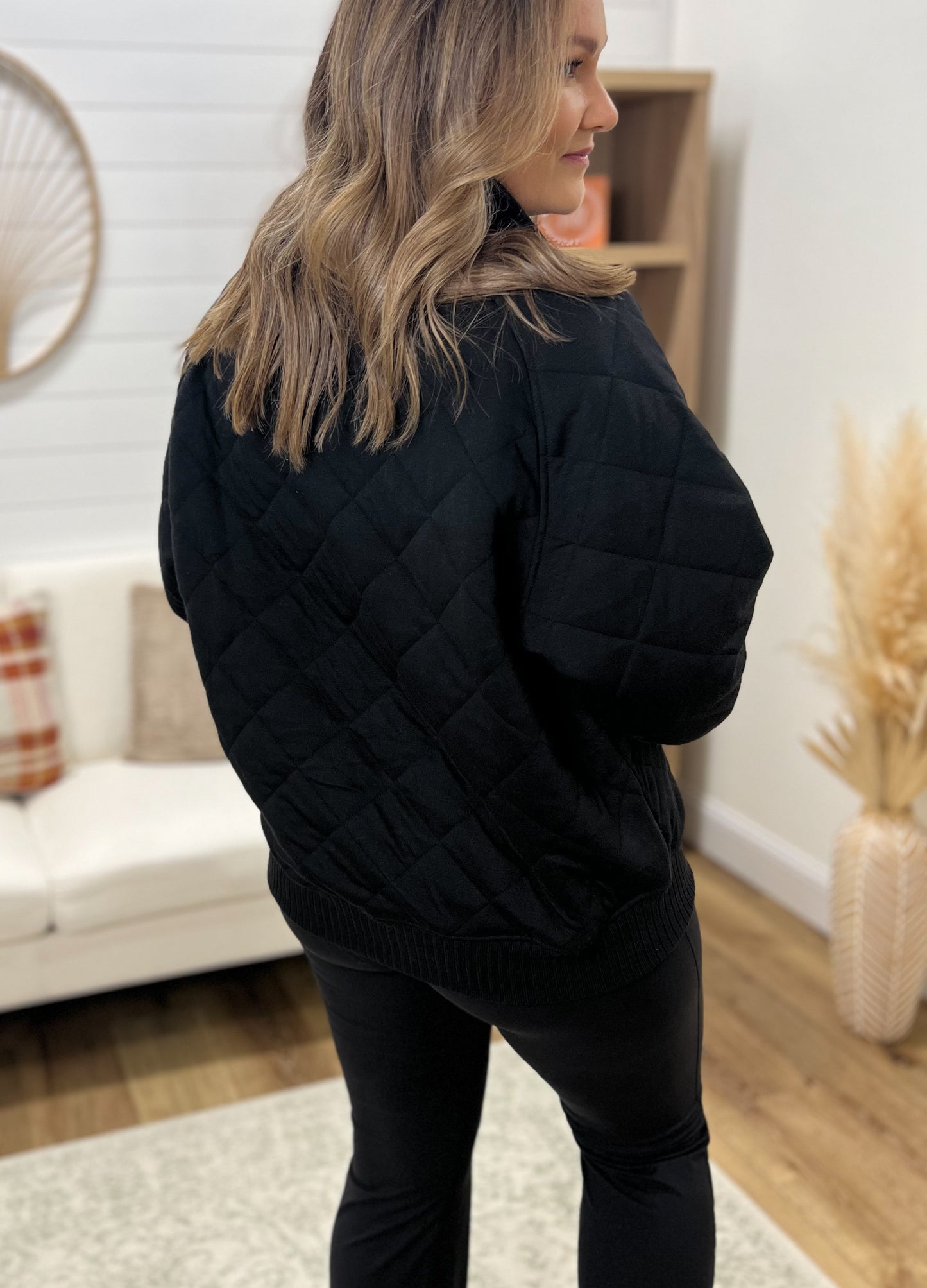Quilted Snap Pullover- Black