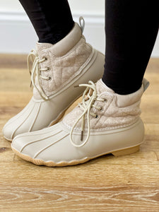 Very G- Quack Boot