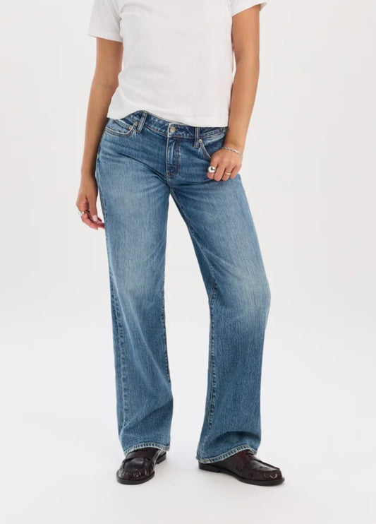 Daze Denim Keeper Low Rise Straight- Heartbeat