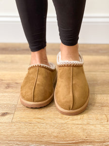 Very G- Bruin Slipper