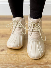 Load image into Gallery viewer, Very G- Quack Boot