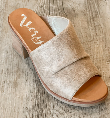 FINAL SALE - Very G Savannah Sandal- Taupe