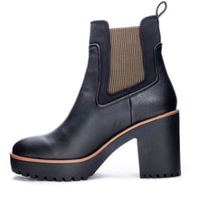 Load image into Gallery viewer, Chinese Laundry- Black Good Day Boot