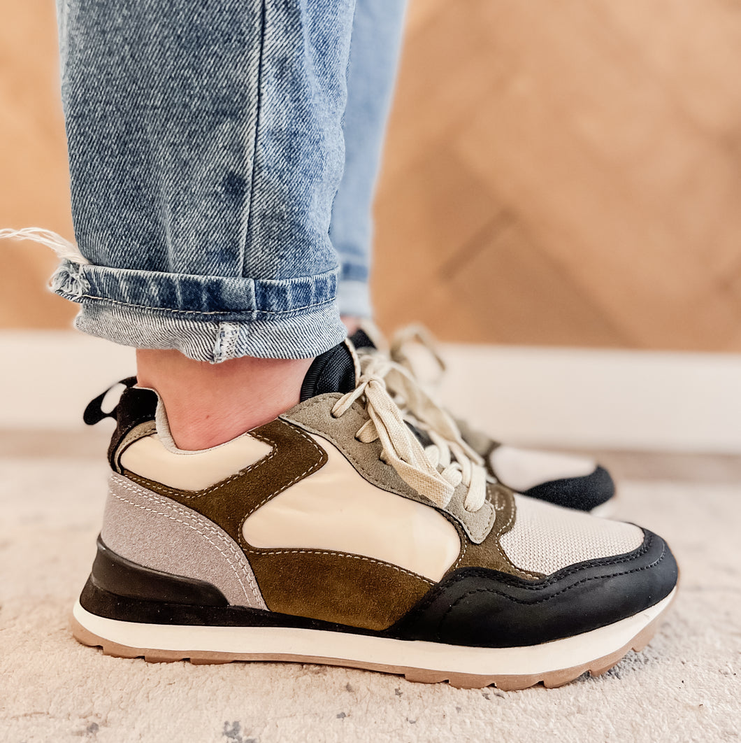 FINAL SALE - Shu Shop Paradise Sneaker- Black