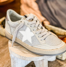 Load image into Gallery viewer, FINAL SALE - Shu Shop Piera Sneaker